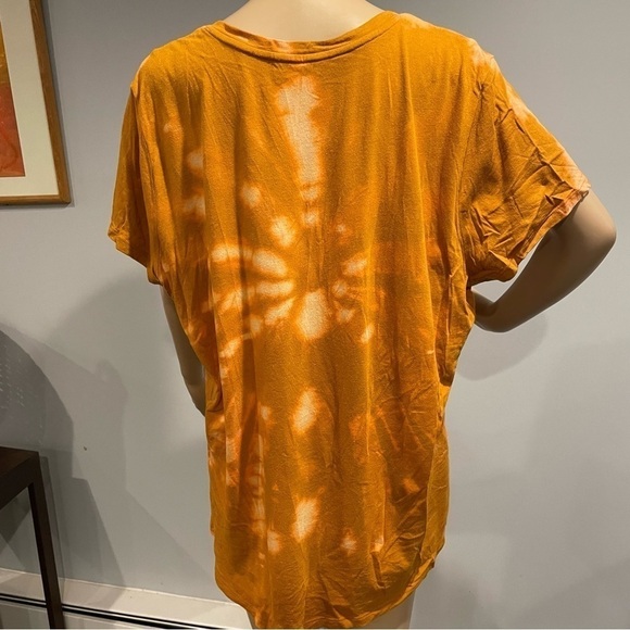 Reverse dye bleach dye gold, pastel peach tshirt vneck XXL super soft tie dye - Picture 5 of 6